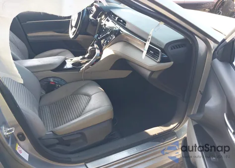 2019 Toyota Camry Se z USA, uszkodzony, nr VIN 4T1B21HK0KU513156